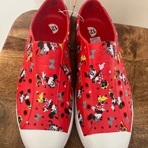 disney minnie mouse native slip on shoes